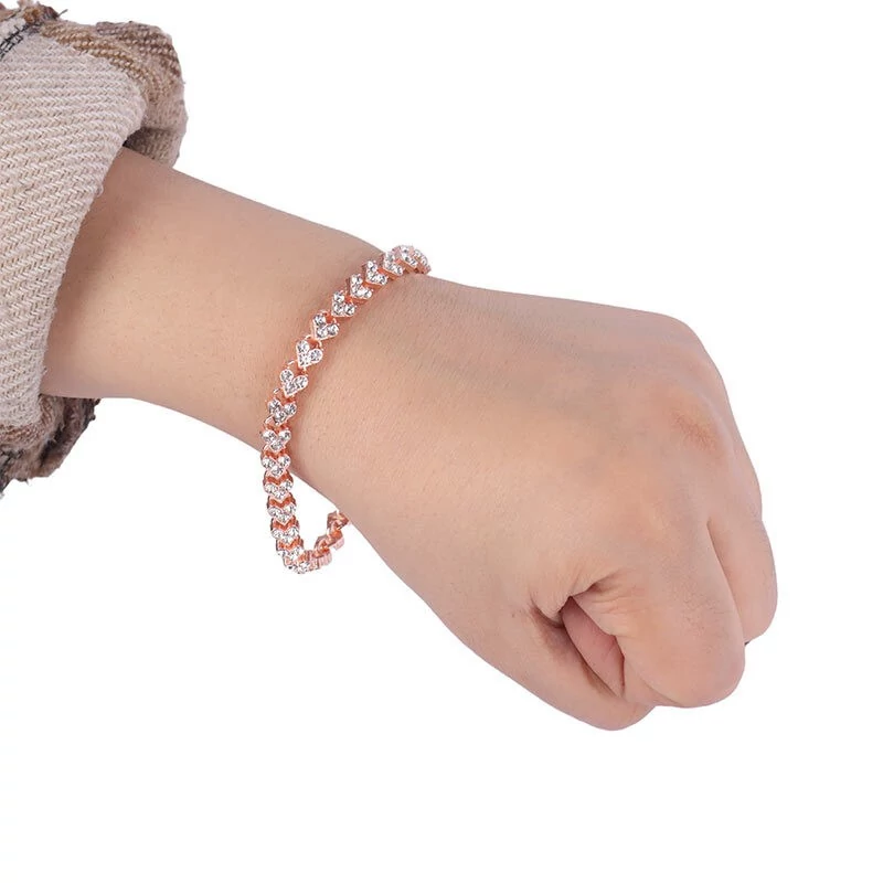 پکیج ساعت هوشمند و دستبند و گوشواره و گردنبند زنانه کیکویر مدل KW73 Mini